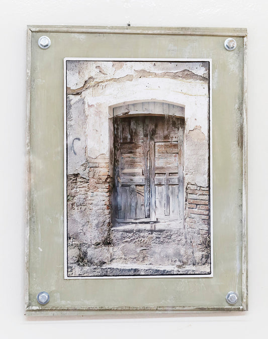 Pozos Brown Door - photograph