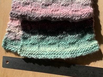 knit scarf - pink and blue