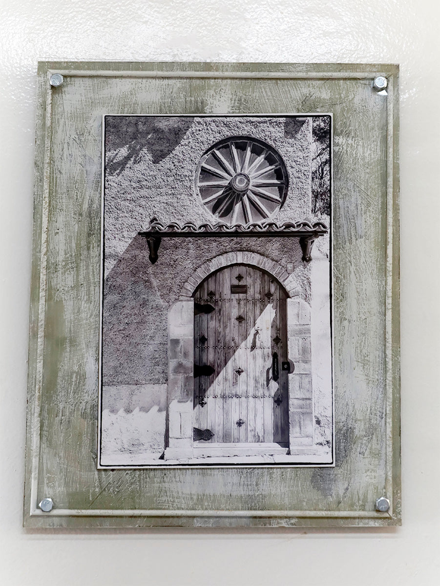 White door wagon wheel - photograph