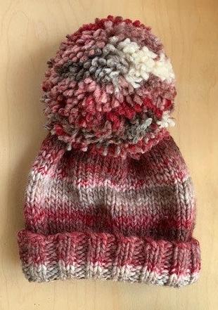 knit hat with XL pompom - red