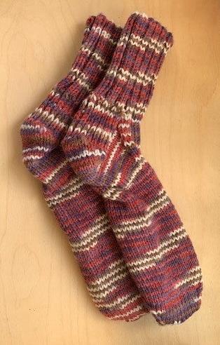 knit socks - red